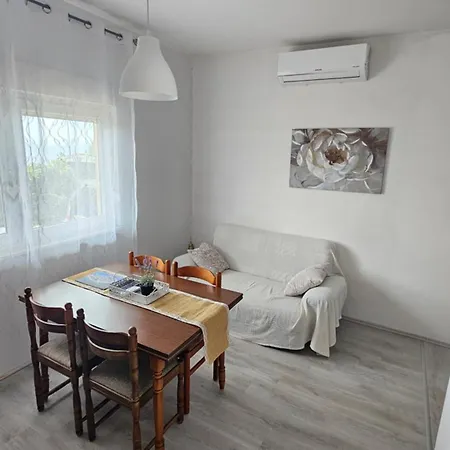 Lejlighed Apartmantaja *